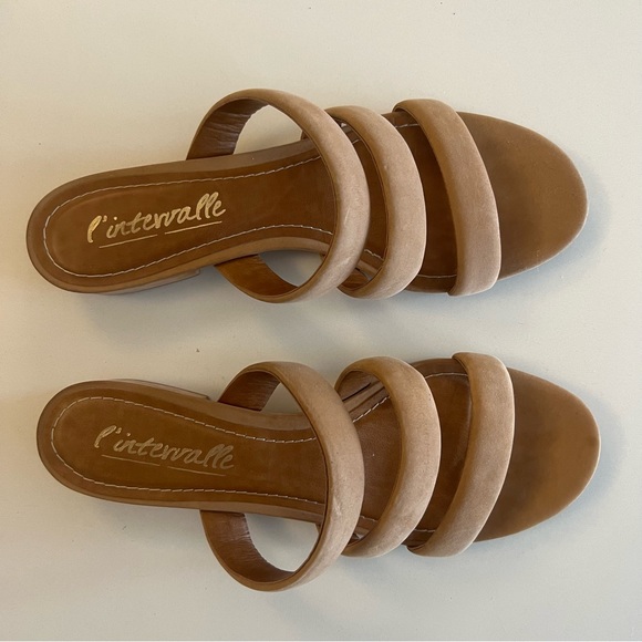 Sold-L’intervalle Strappy Tan Suede Low block heel, size 10.5/40 - Picture 2 of 5